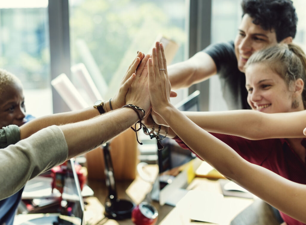 teamwork power successful meeting workplace concep 2022 12 15 23 scaled e1720427664204